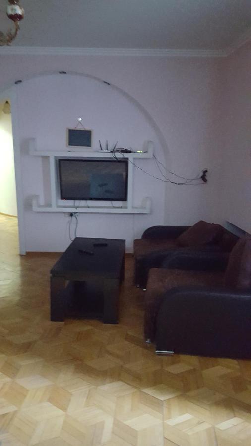 טביליסי Apartment On Botanikuri מראה חיצוני תמונה