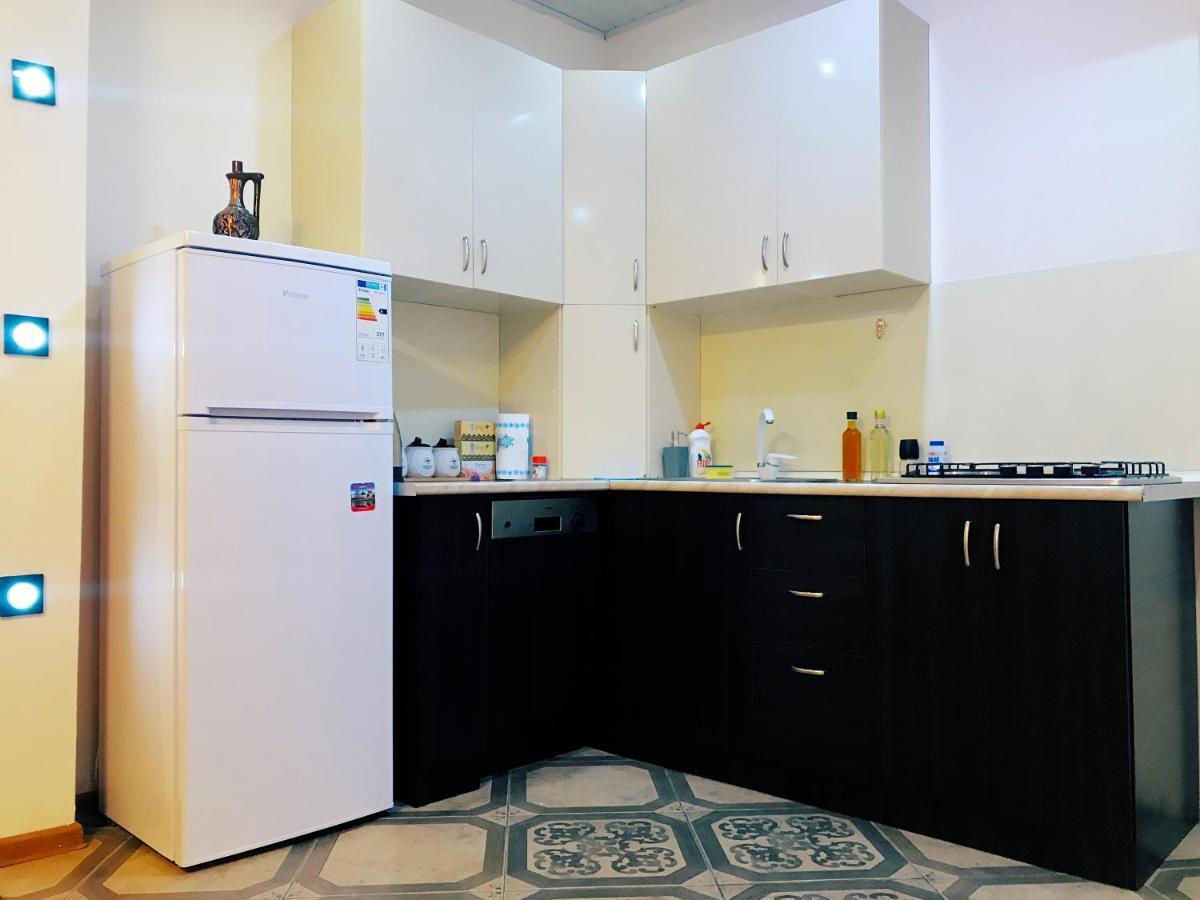 טביליסי Apartment On Botanikuri מראה חיצוני תמונה